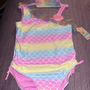 Adorable Mermaid Print Swimsuit Size 12
